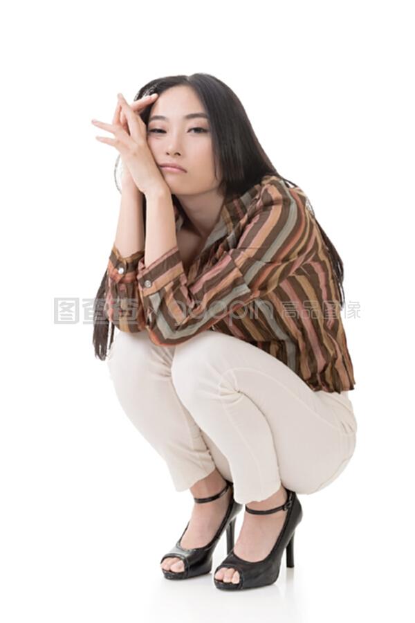 双碟秀直播 弹壳与玫瑰